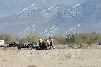 media/Dec-07-2025-CVMA (Sun) [[3e7d2de5dc]]/Race 4-Supersport Middleweight/